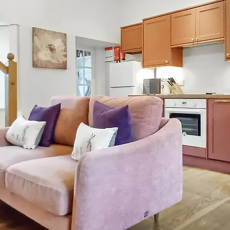 School 펜션 West Burton