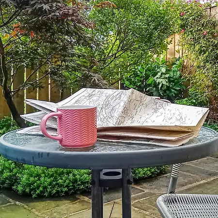 School * West Burton